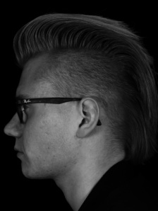 Мужская стрижка в Киеве