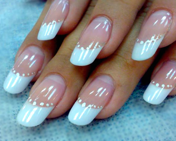 Наращивание ногтей в Киеве