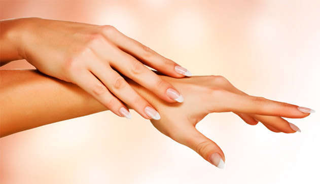 Парафинотерапия в салонах парикмахерских и маникюрных услуг «Парикмахерская №1» в Киеве